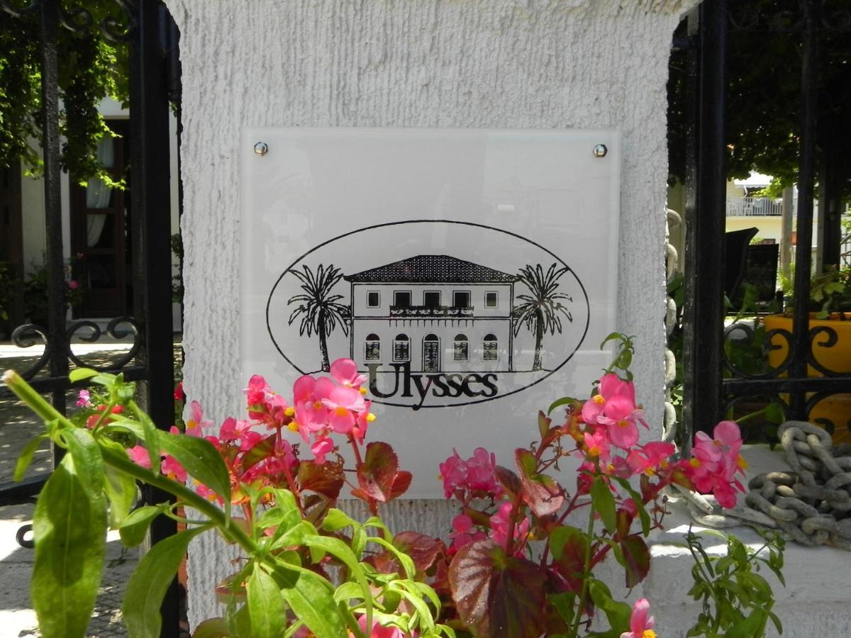 Ulysses Hotel Метони Экстерьер фото